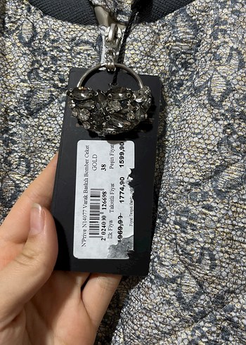 Gri Kadın Kapitone Fermuarlı Ceket - Görsel 3