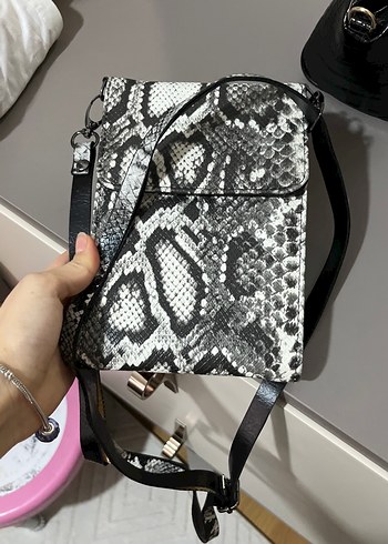 Gri Yılan Desenli Deri Kadın Çanta - Görsel 2