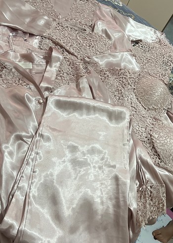 Bordo İşlemeli Mini Saten Gecelik - Görsel 6