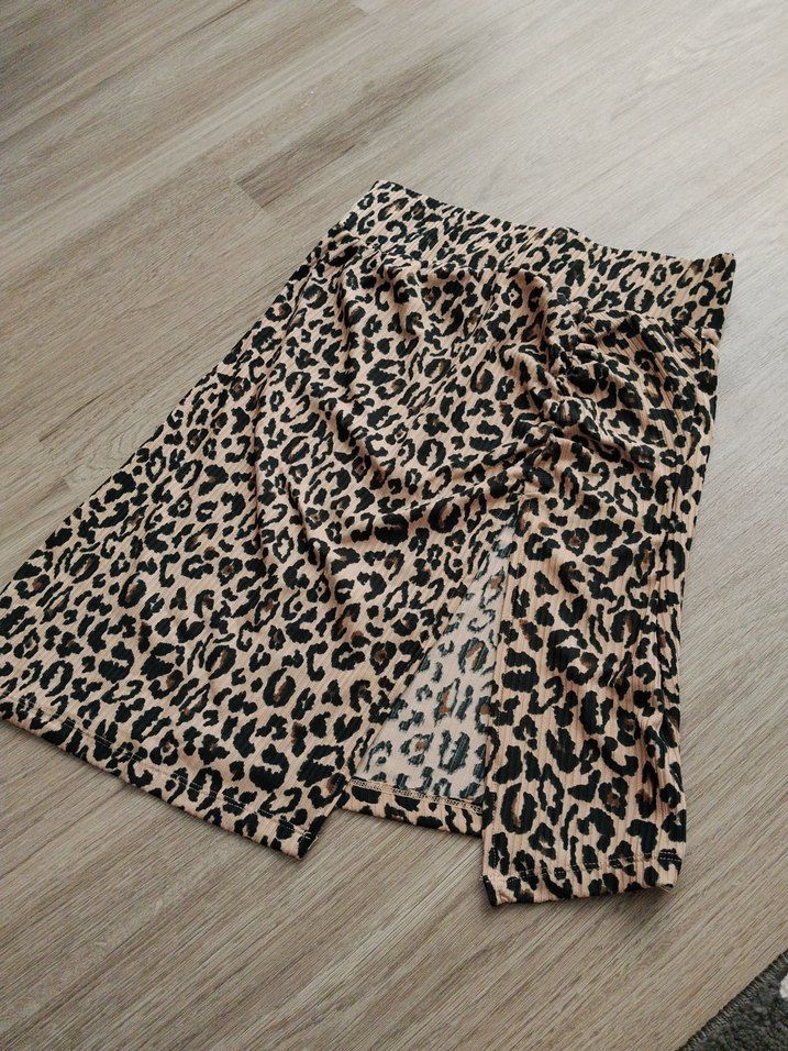 Leopar Desenli Kemerli Sokak Stili Kedi Kıyafeti - Görsel 3