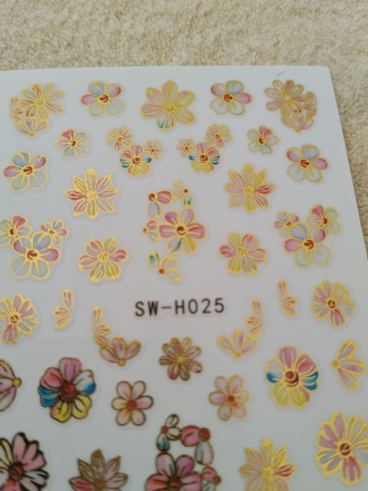 Renkli Çiçek Desenli Tırnak Süslemeleri - Görsel 3