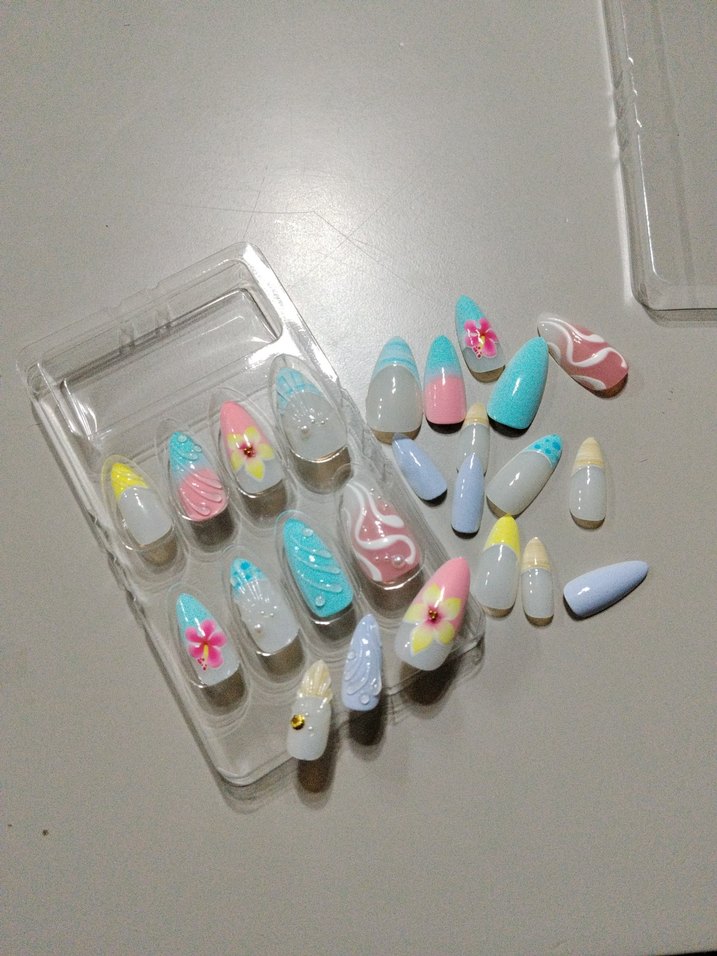 Pastel Çok Renkli Tırnak Süslemeleri - Görsel 3