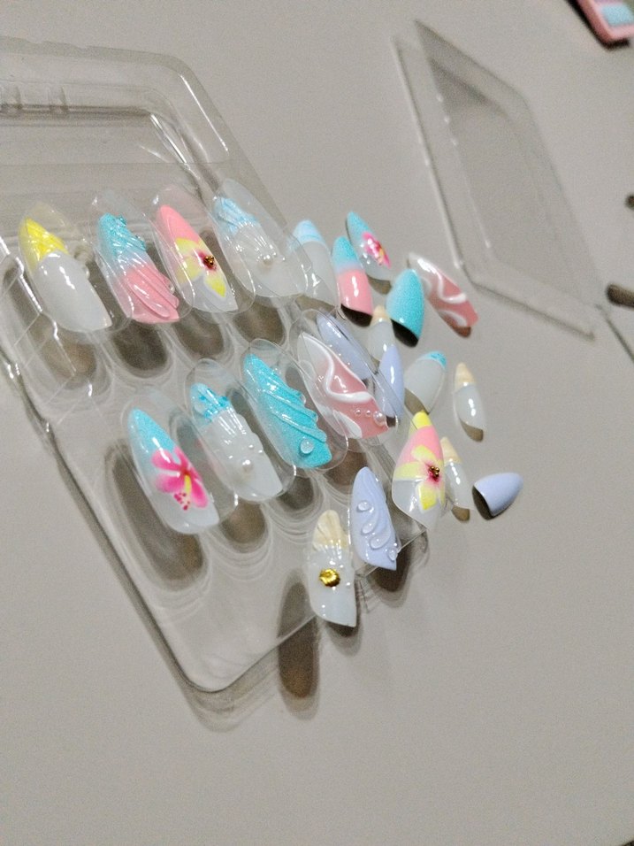 Pastel Çok Renkli Tırnak Süslemeleri - Görsel 4