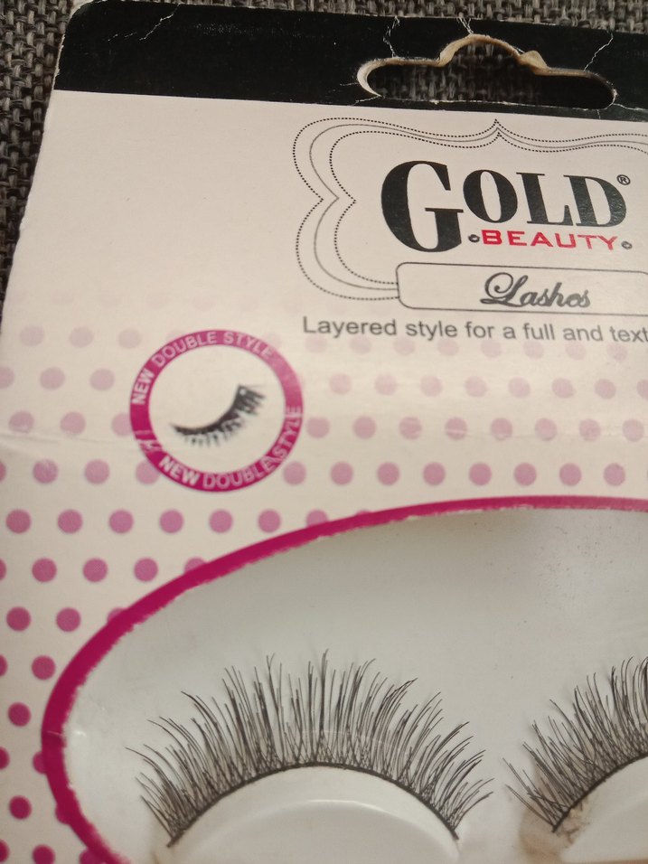 Gold Beauty Altın Renk Takma Kirpik - Görsel 3