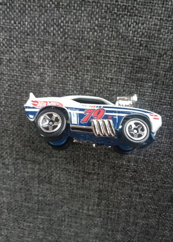 Parlak Mavi Hot Wheels Oyuncak Araba - Görsel 5