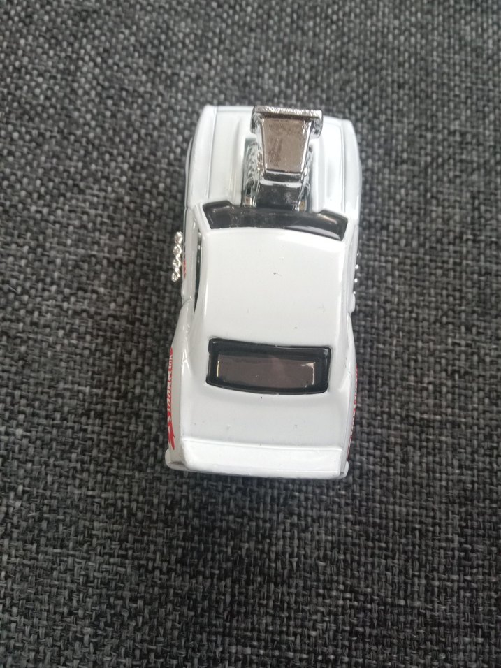 Parlak Mavi Hot Wheels Oyuncak Araba - Görsel 3