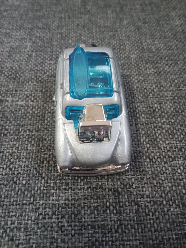 Mavi Hot Wheels Oyuncak Araba - Görsel 4