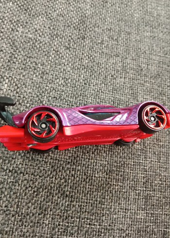 Renkli Pembe Oyuncak Araba - Görsel 2