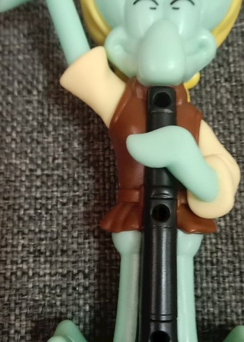 Turkuaz Pastel Figür Çalgı Çalan Karakter - Görsel 2