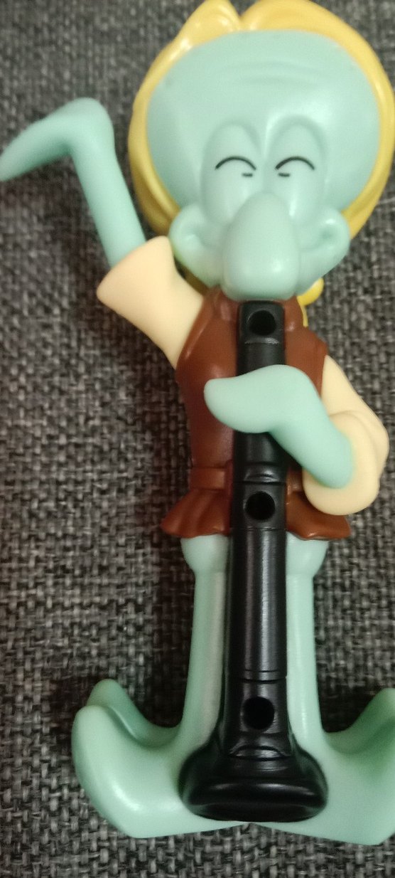 Turkuaz Pastel Figür Çalgı Çalan Karakter - Görsel 2