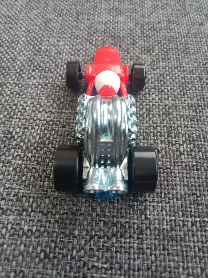 Renkli Mavi Oyuncak Araba - Görsel 3