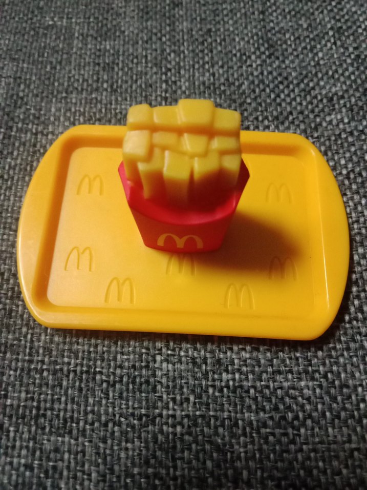 Çocuklar için Sarı McDonald's Çatal-Bıçak Seti - Görsel 2