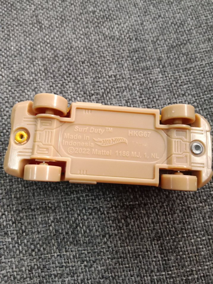 Sarı Renkli Oyuncak Araba Lifeguard Desenli - Görsel 2