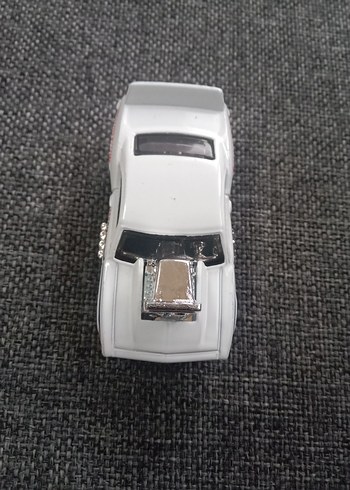 Parlak Mavi Hot Wheels Oyuncak Araba - Görsel 3