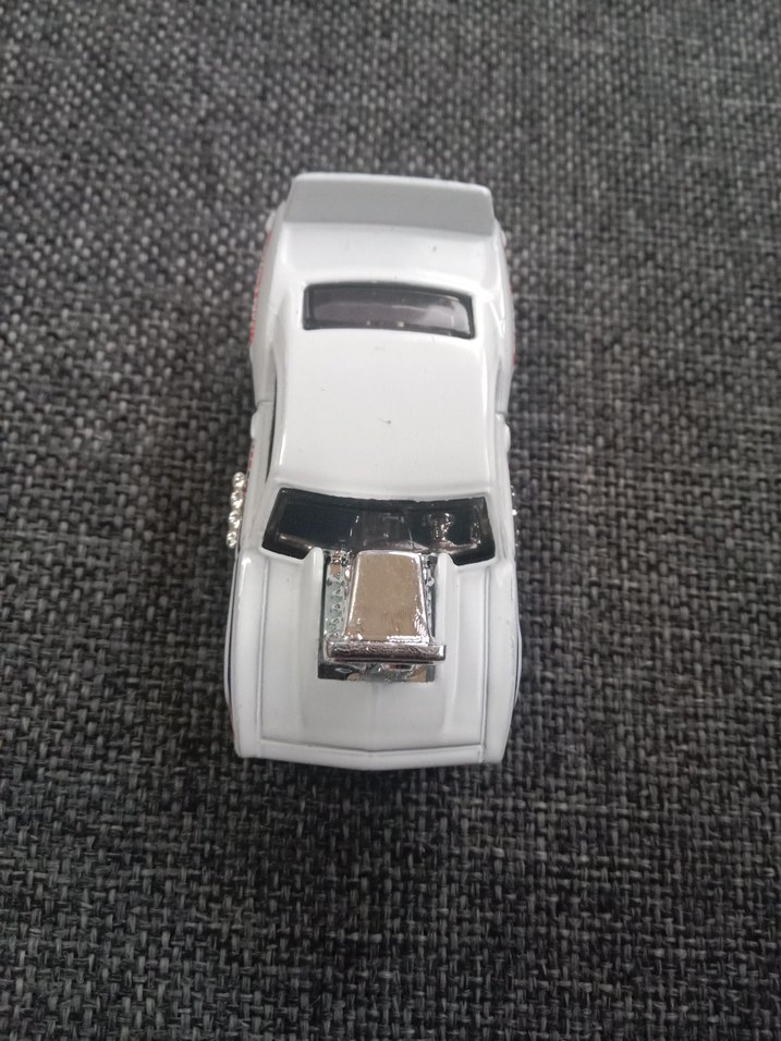 Parlak Mavi Hot Wheels Oyuncak Araba - Görsel 3