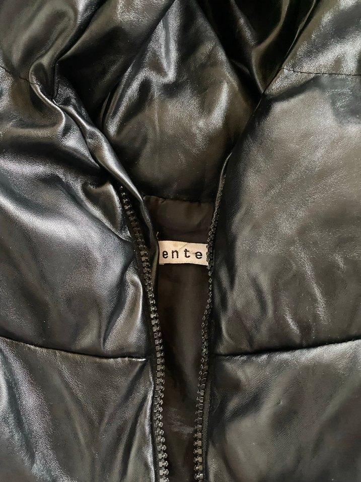 Siyah Deri Yüksek Yakalı Kadın Yelek - Görsel 5