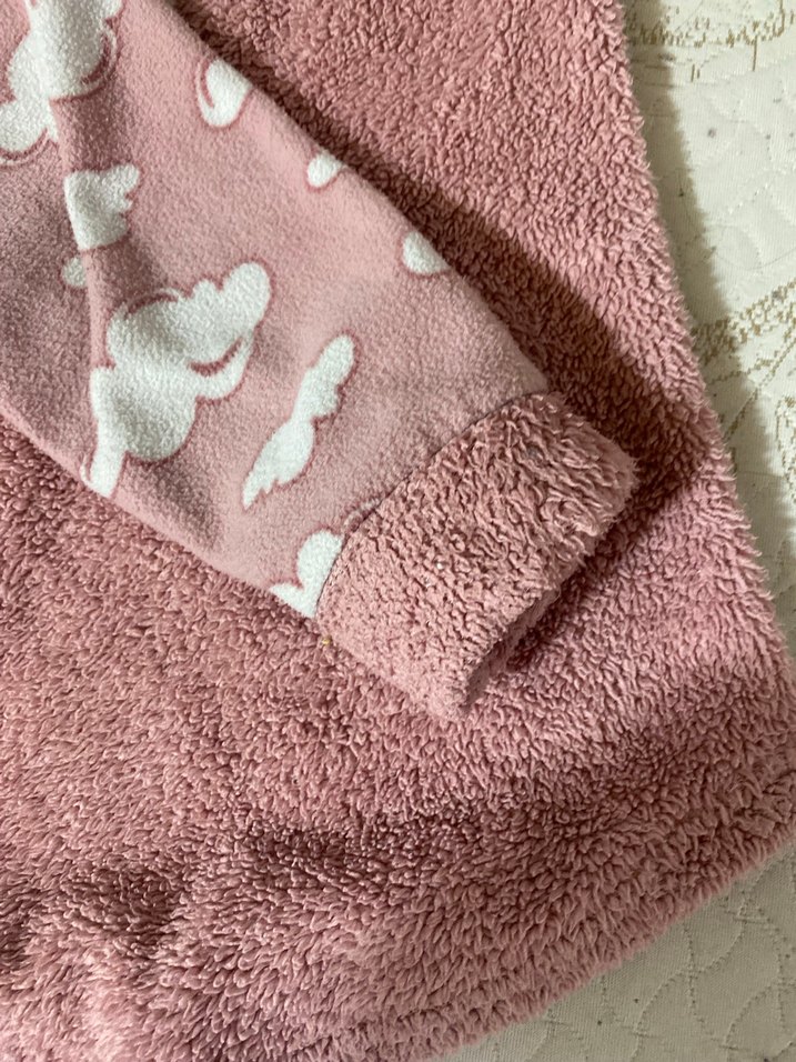 Kız Çocuk Pembe Bulut Desenli Polar Pijama Takımı - Görsel 5