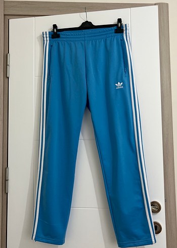 Adidas m