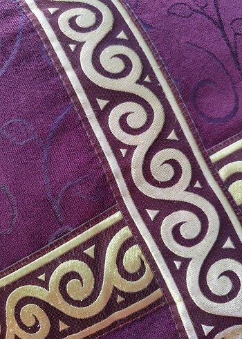 Bordo İşlemeli Yatak Örtüsü istikbal marka - Görsel 5