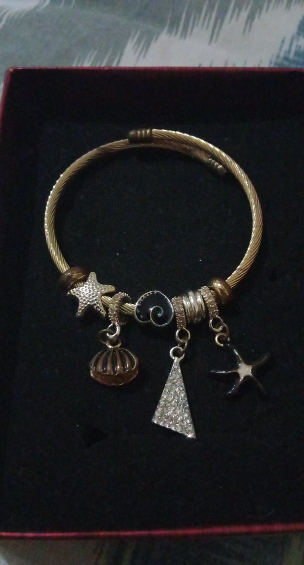 Altın Renk Püsküllü Bohem Bileklik - Görsel 2