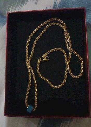 Uzun Zincir Detaylı Altın Rengi Kadın Kolye - Görsel 2