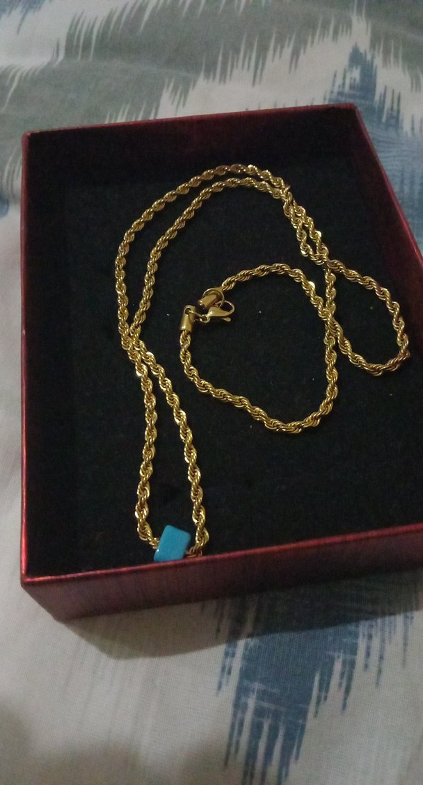 Uzun Zincir Detaylı Altın Rengi Kadın Kolye - Görsel 3