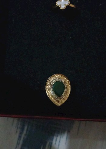 Altın Renkli İşlemeli Kadın Yüzük Seti - Görsel 2