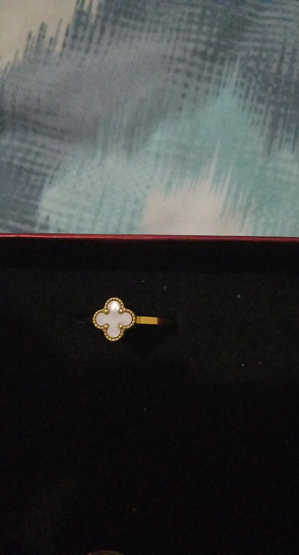 Altın Renkli İşlemeli Kadın Yüzük Seti - Görsel 3