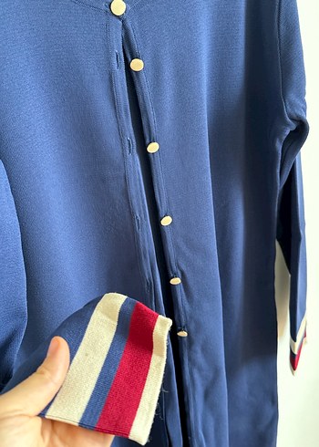 Düğmeli Uzun Kollu Mavi Triko Elbise - Görsel 4