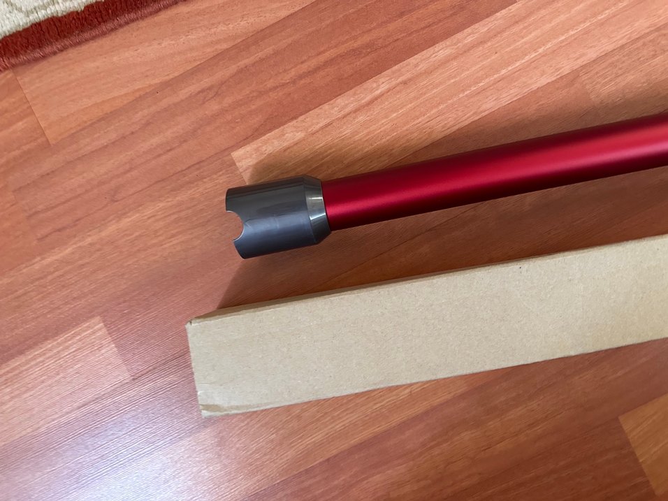 Kırmızı Renkli Elektrikli Süpürge Aparatı - Görsel 3