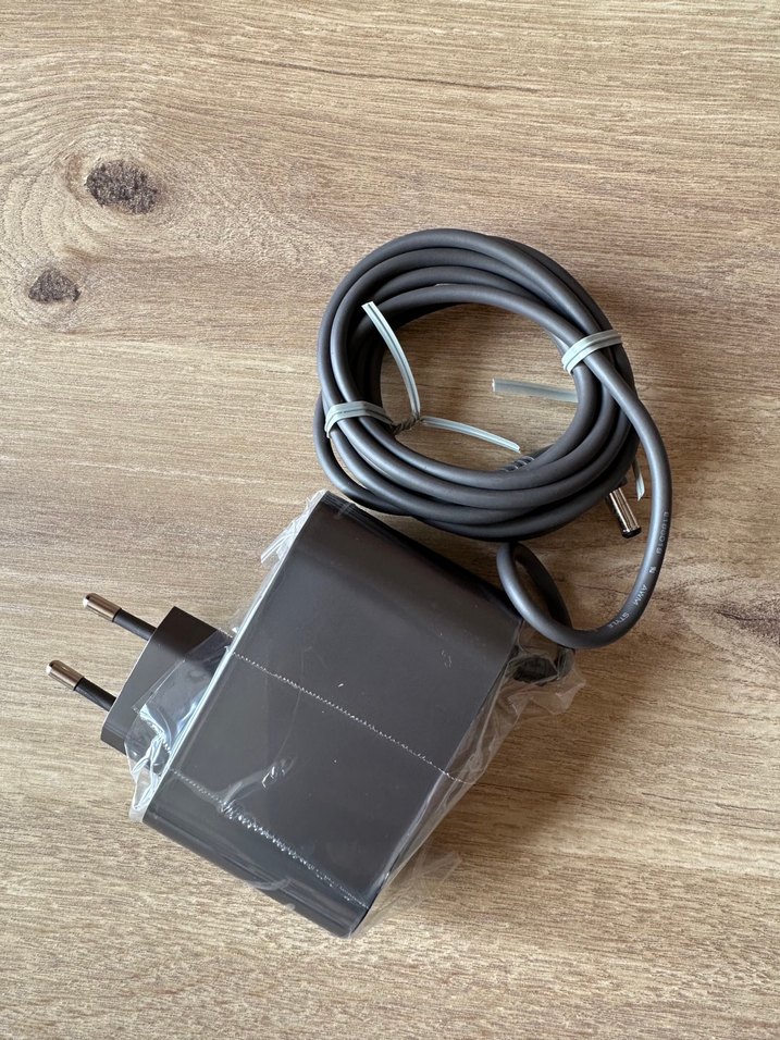Gri dyson v15 Şarj Adaptörü - Görsel 3