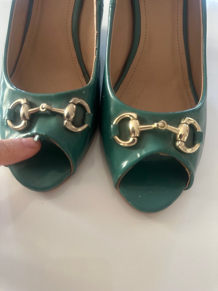 Yeşil Rugan Kadın Dolgu Topuklu Klasik Ayakkabı - Görsel 3