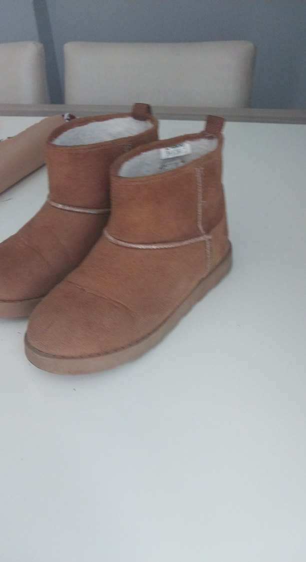 kız çocuk bot - Görsel 2