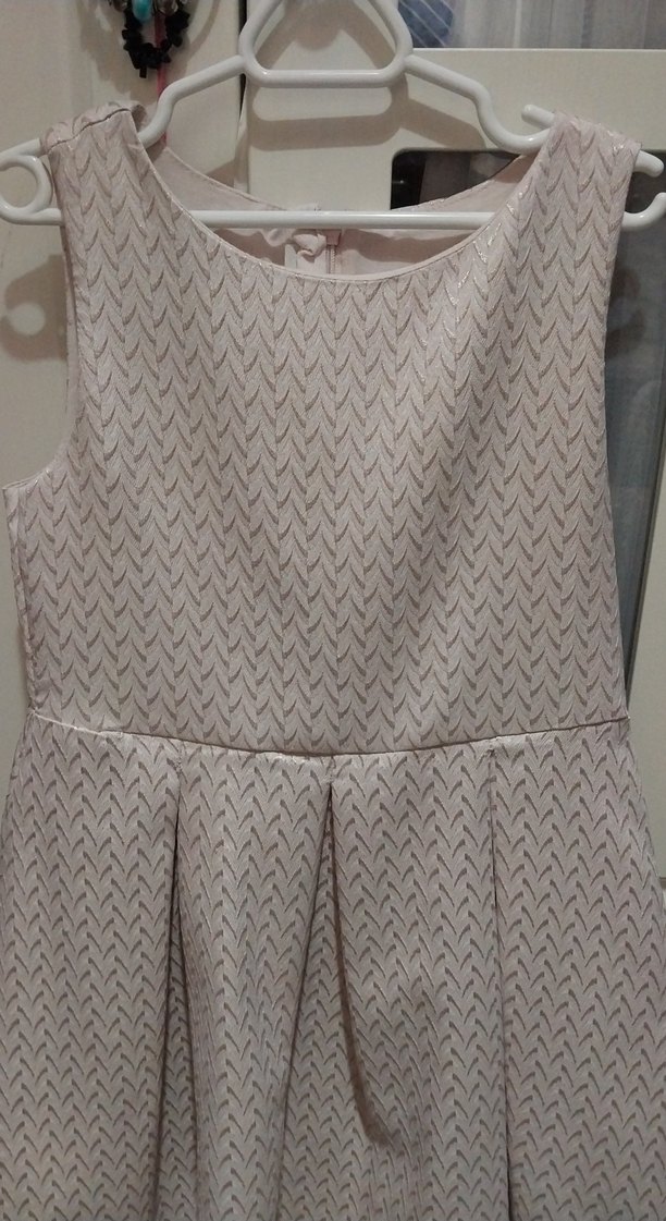 Kız Çocuk Piliseli Bej Kolsuz Elbise - Görsel 2