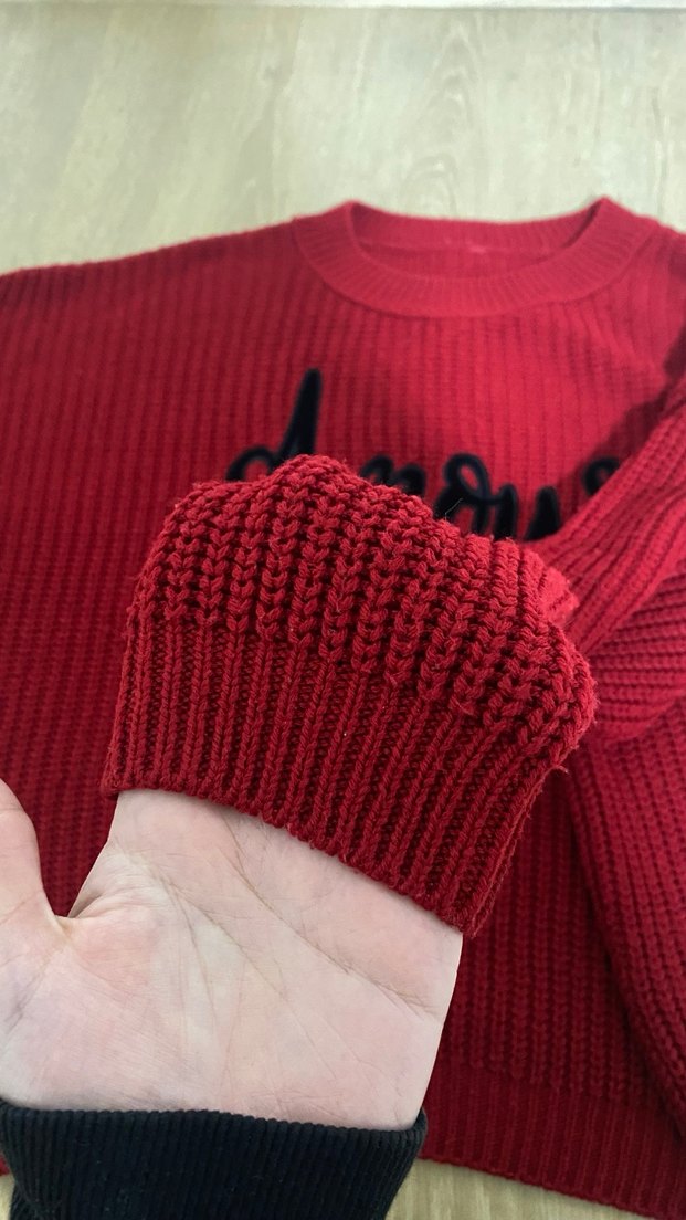 Kırmızı kazak - Görsel 3