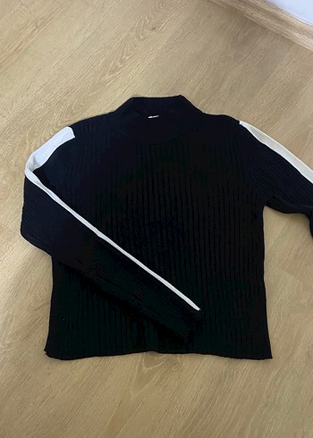 Siyah Yarım Boğazlı Triko Kadın Kazak - Görsel 2