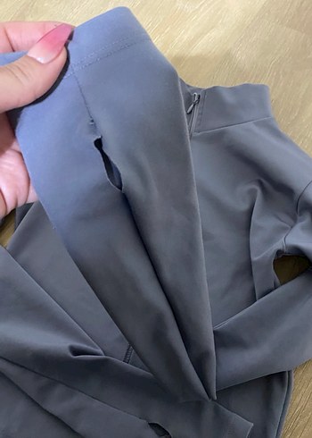 Spor vücuda tam oturan parmak geçirmeli body - Görsel 5