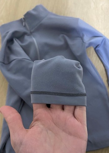 Spor vücuda tam oturan parmak geçirmeli body - Görsel 6