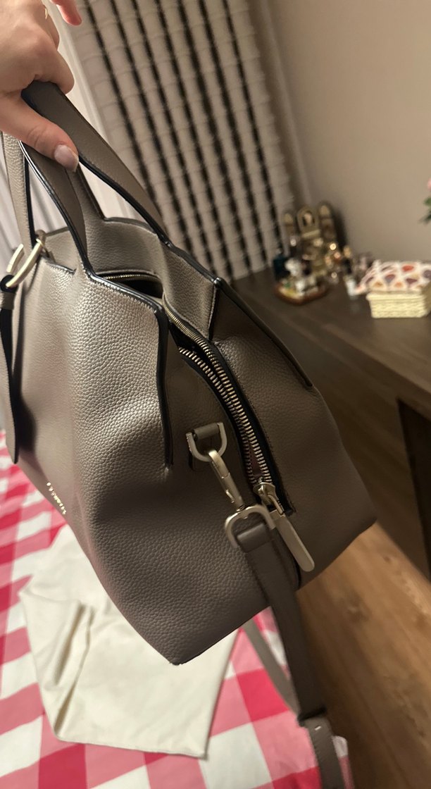 Calvin Klein Bej Deri Püsküllü Kadın Çanta - Görsel 5