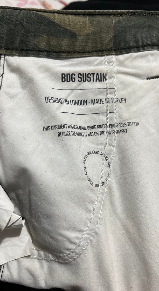 Kadın Kamuflaj Desenli Belden Bağcıklı Bol Kesim Pantolon - Görsel 5