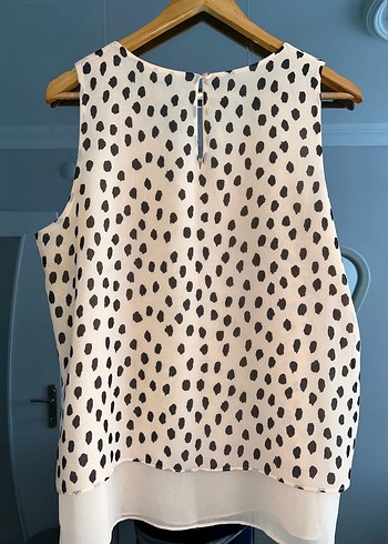 Bej Midi Dökümlü Kadın Kolsuz Bluz - Görsel 4