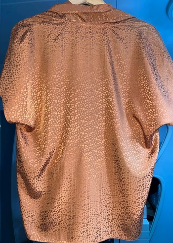 Kiremit V Yaka Dökümlü Kadın Bluz - Görsel 4