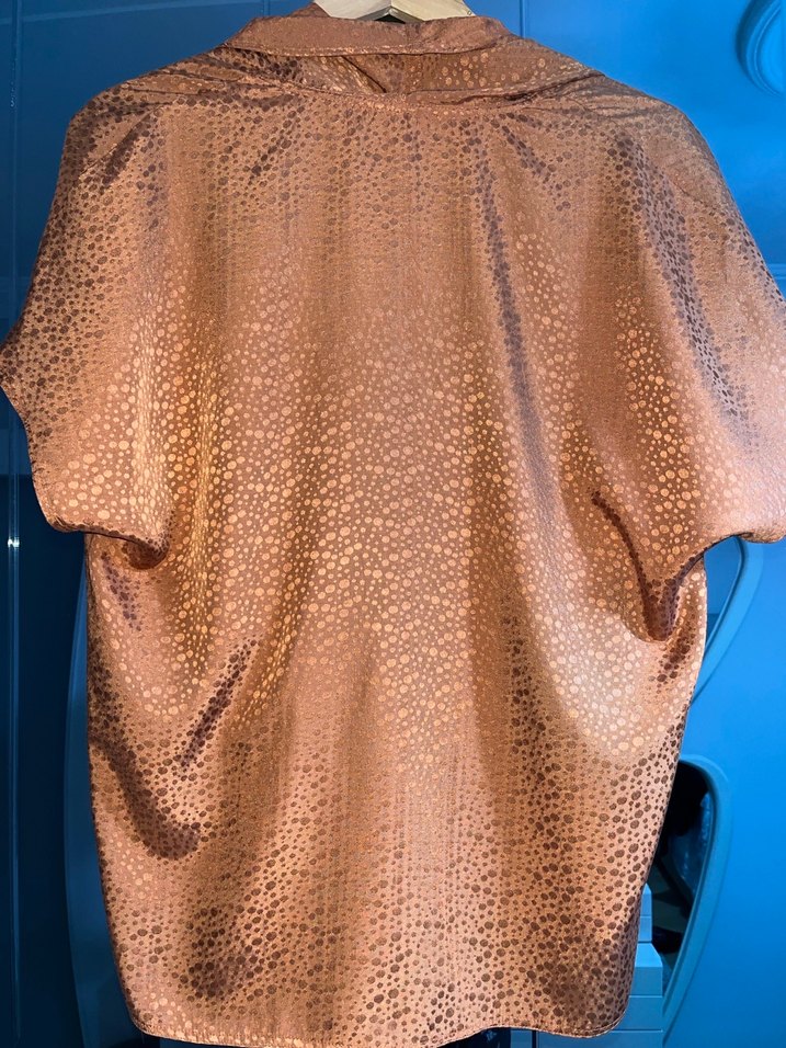 Kiremit V Yaka Dökümlü Kadın Bluz - Görsel 4