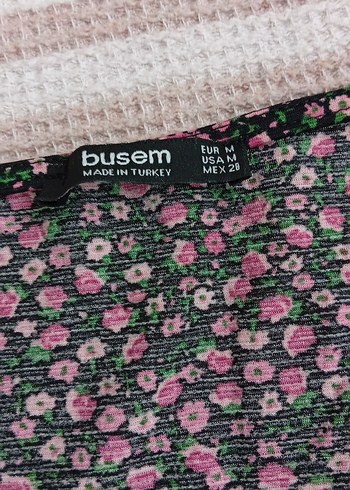 Çiçek Desenli V Yaka Uzun Kollu Kadın Bluz - Görsel 2