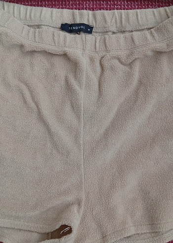 Bej Kısa Üst ve Şort Takım - Görsel 2