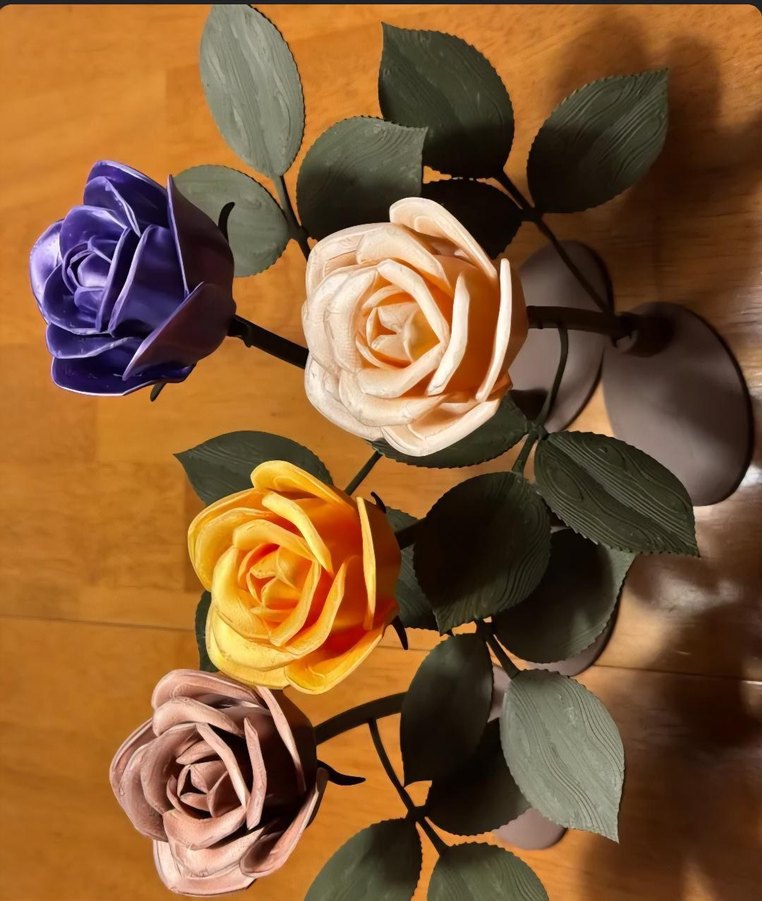 3D yazıcı ile yapılmış Güller  - Görsel 2