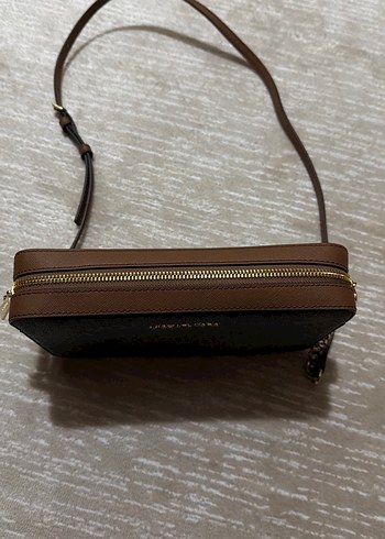 Michael Kors Zincir Detaylı Kahverengi Deri Çanta - Görsel 2