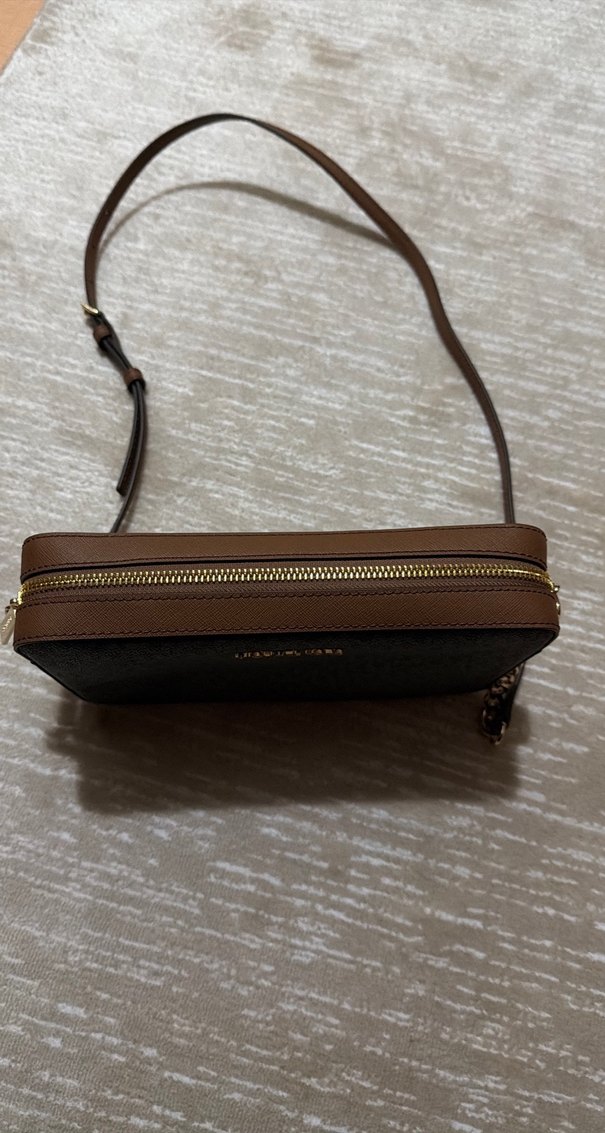 Michael Kors Zincir Detaylı Kahverengi Deri Çanta - Görsel 2