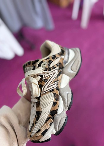 Kahverengi Leopar Desenli Spor Ayakkabı - Görsel 4