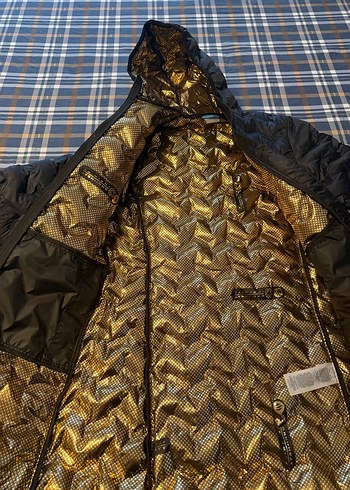 Siyah Kapüşonlu Uzun Kadın Kışlık Mont - Görsel 3